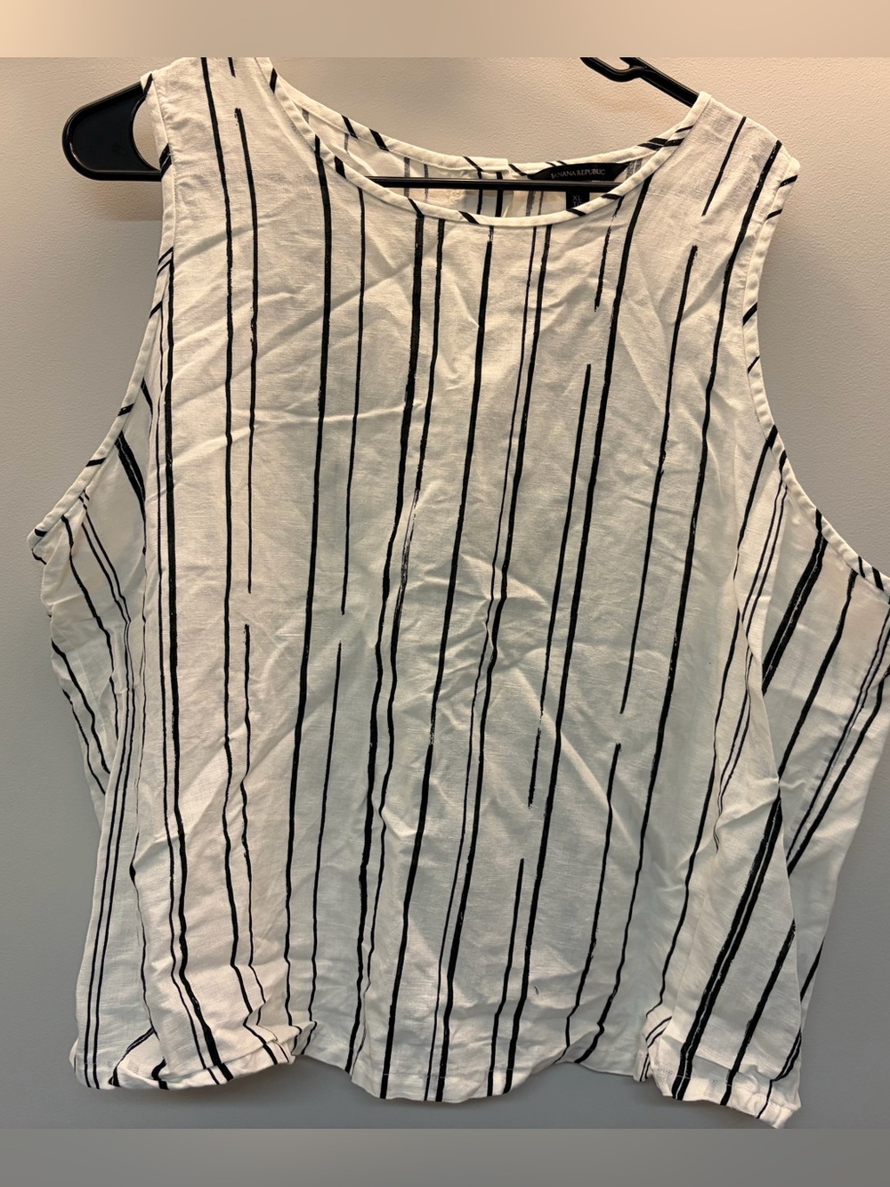 Banana Republic White Sleeveless Striped Tank Top cotton linen blend